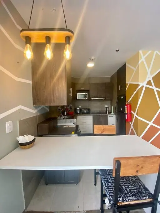 Suite De Lujo Con Piscina En Excelente Ubicacion Quito Daire